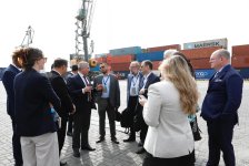 American business delegation visits Port of Baku (PHOTO)