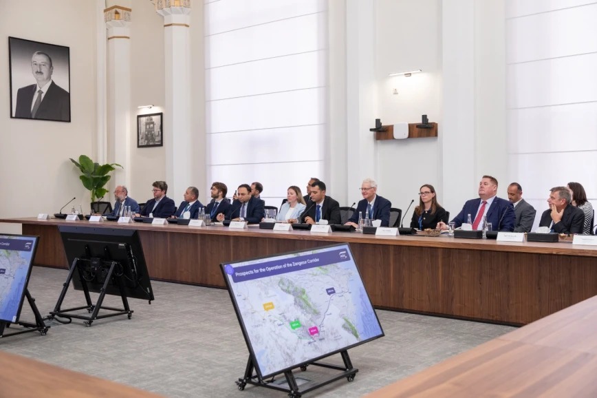 Azerbaijani Railways meets US business mission to discuss cooperation (PHOTO)