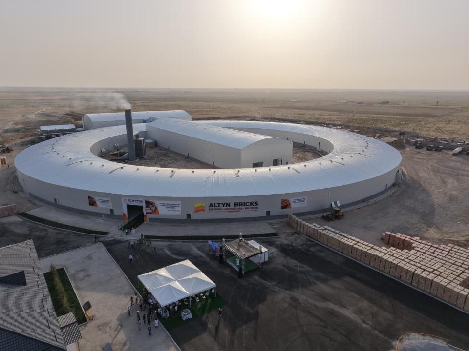 Kazakhstan's Turkestan strengthens its industrial capacity with new brick plant