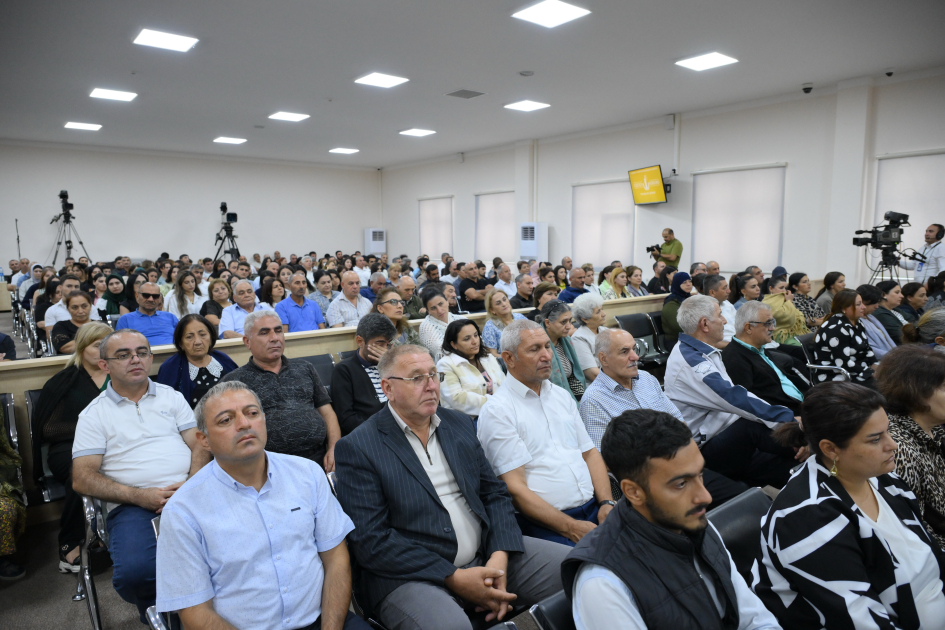 Azerbaijan moves forward with trial of Armenians accused of war crimes (PHOTO)