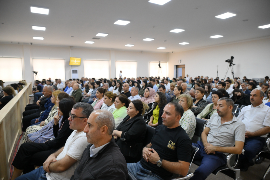 Azerbaijan moves forward with trial of Armenians accused of war crimes (PHOTO)