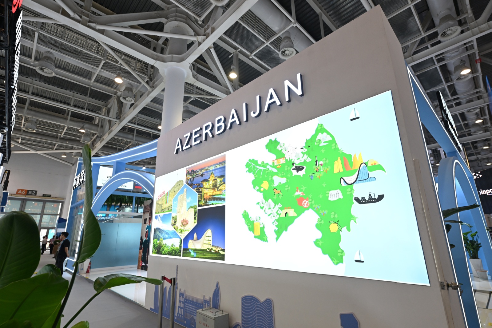 Azerbaijan showcases thriving investment opportunities at China Int’l Trade Fair (PHOTO)