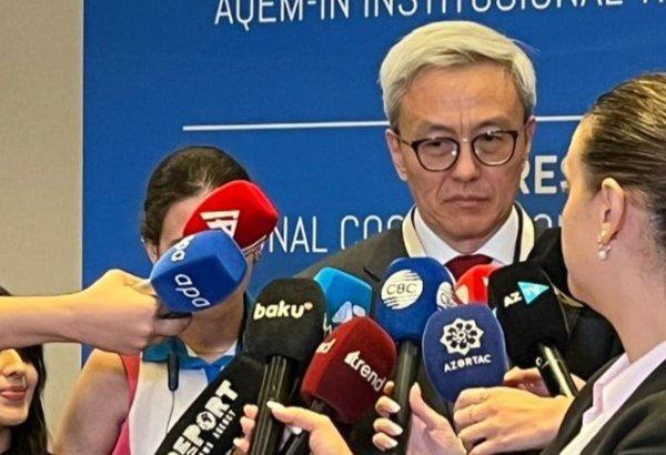 SIIS highlights Azerbaijan's potential to enhance its role in regional economic dev't