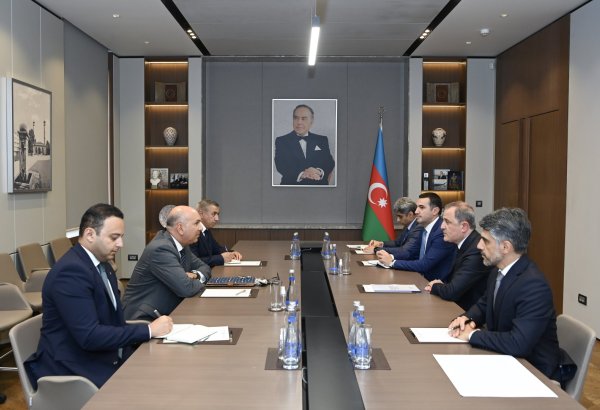 Azerbaijani FM hosts newly appointed Egyptian ambassador for key talks (PHOTO)