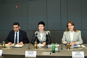 Azerbaijan, Visa ink key MoU to expand collaboration (PHOTO)