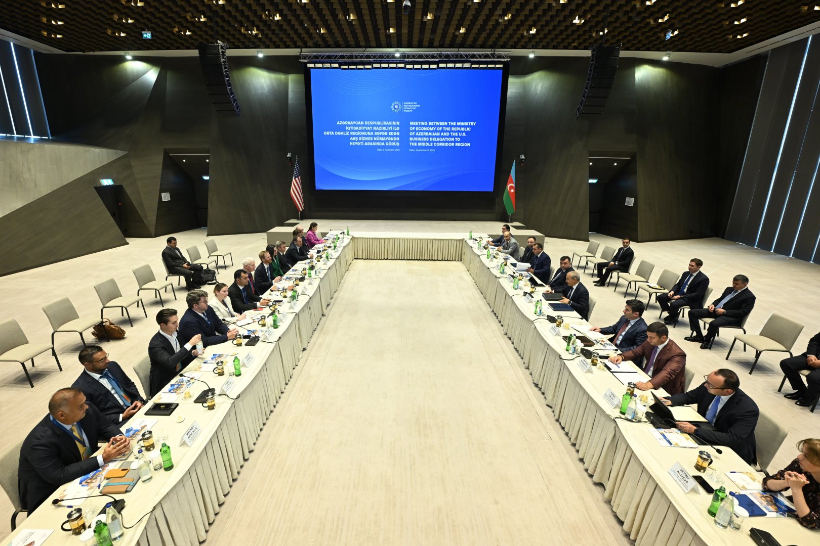 Azerbaijan, US explore partnership shots to diversify Middle Corridor routes (PHOTO)