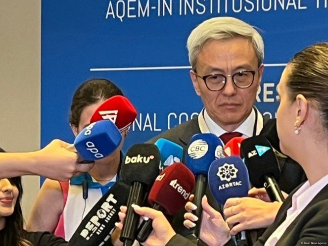 SIIS highlights Azerbaijan's potential to enhance its role in regional economic dev't