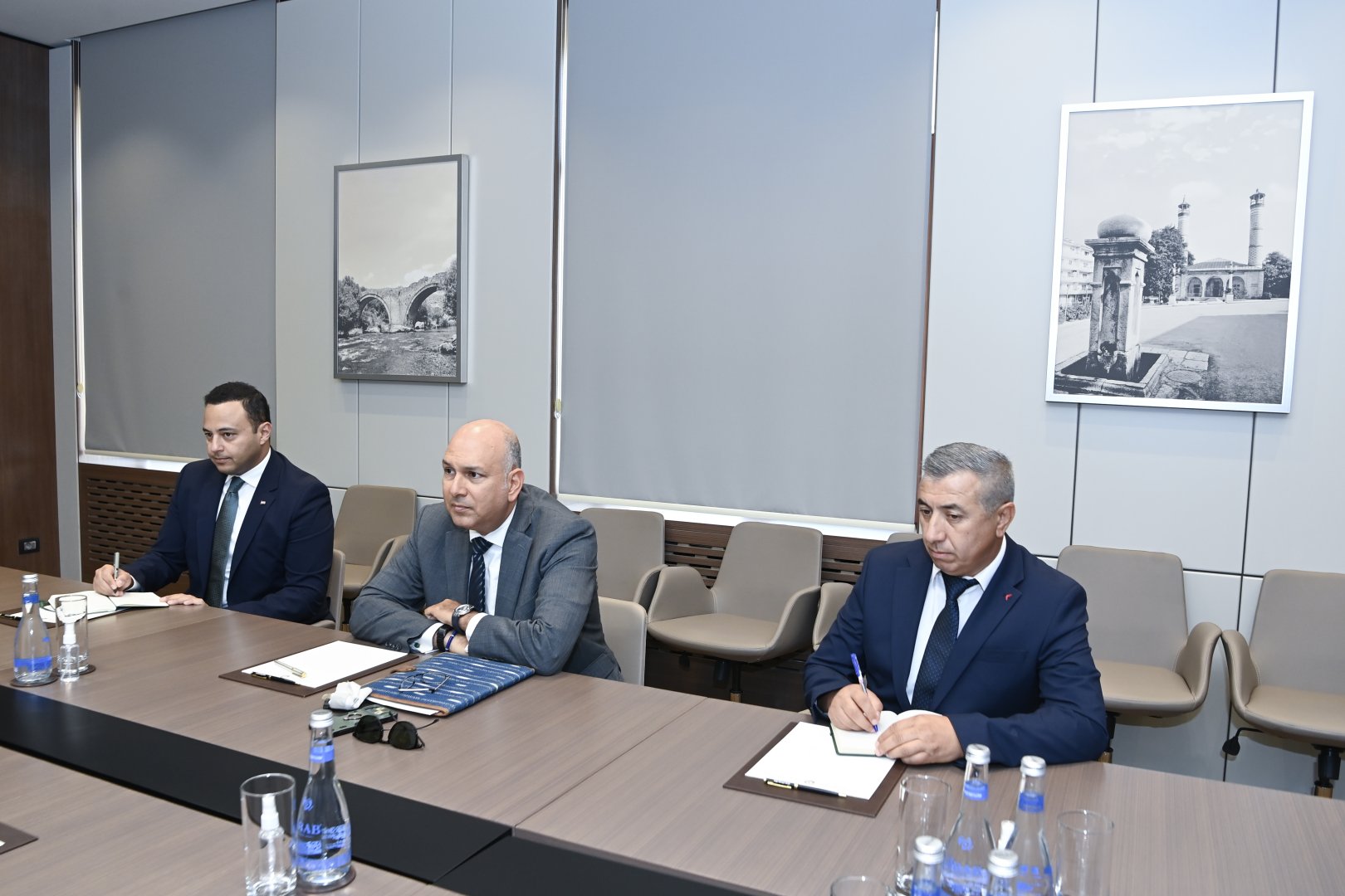 Azerbaijani FM hosts newly appointed Egyptian ambassador for key talks (PHOTO)