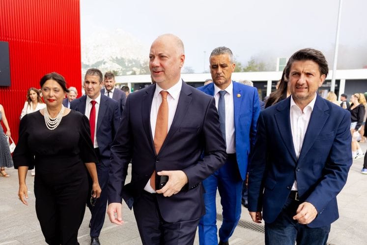 Montenegro, Bulgaria to launch direct flight route (PHOTO)