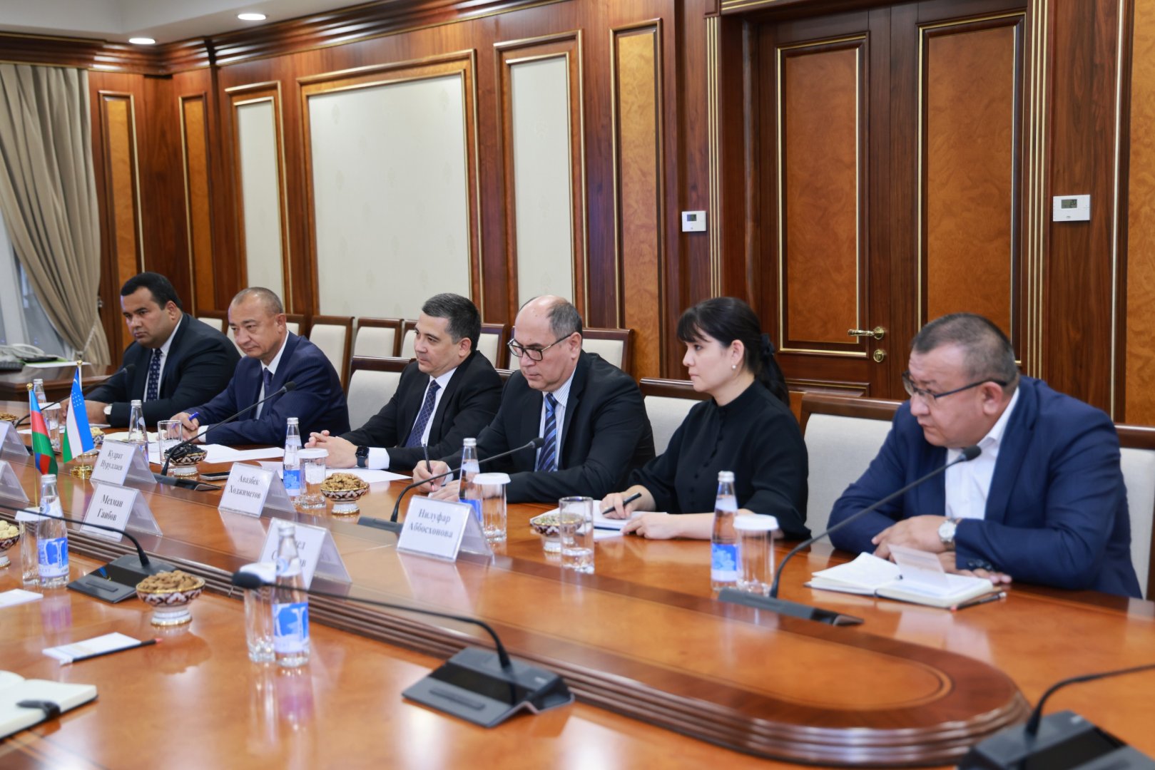 Azerbaijani Parliamentary delegation pays visit to Uzbekistan (PHOTO)