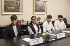 Zakir Ibrahimov meets winners of the ‘Miner of the Future” Educational Project (PHOTO)