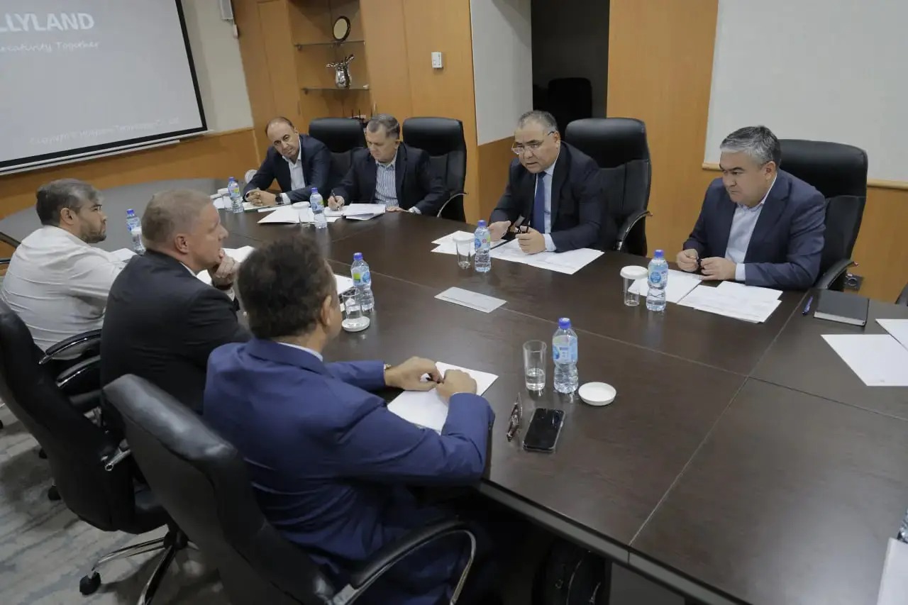 Uzbekistan strengthens agricultural ties with U.S.-based John Deere