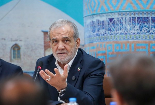 Iranian president airs economic bonds between nation's Ardabil and Azerbaijan
