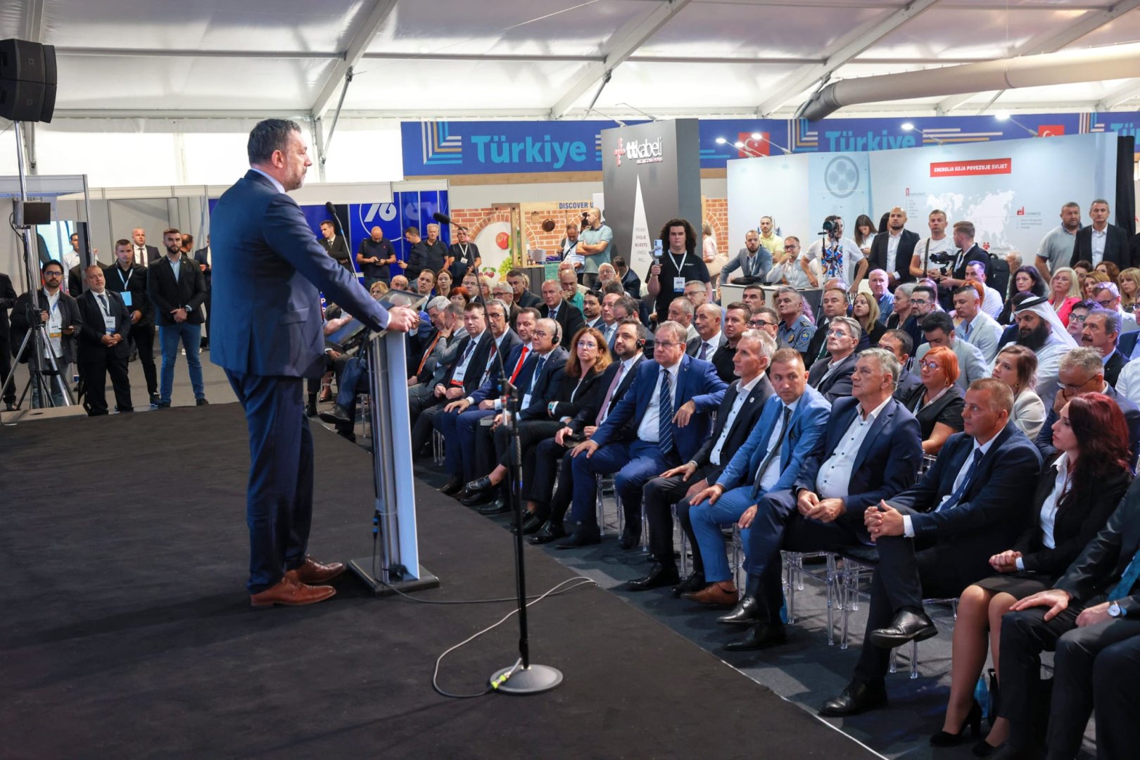Exhibitors gather for Bosnia’s major business fair (PHOTO)