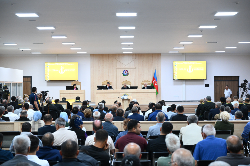 Azerbaijani court pushes ahead with trial of Armenians accused of grave war crimes (PHOTO)
