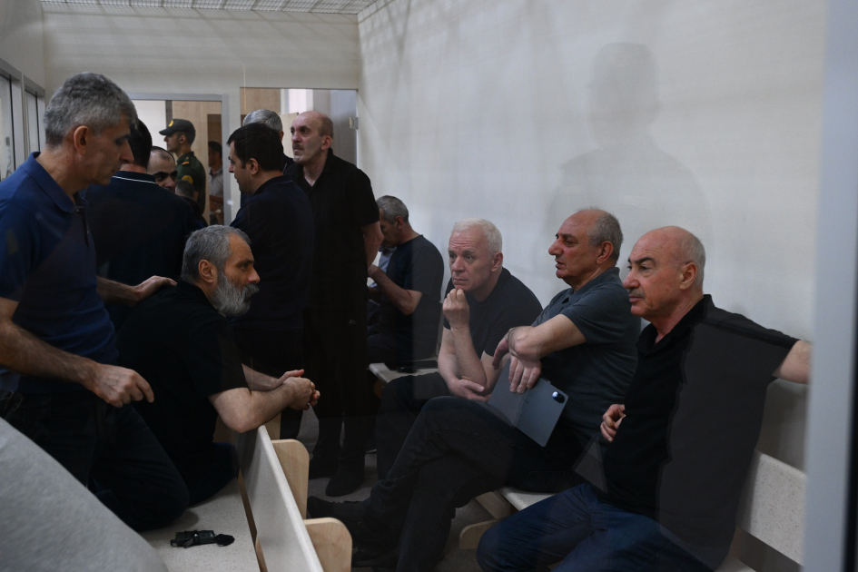 Azerbaijani court pushes ahead with trial of Armenians accused of grave war crimes (PHOTO)