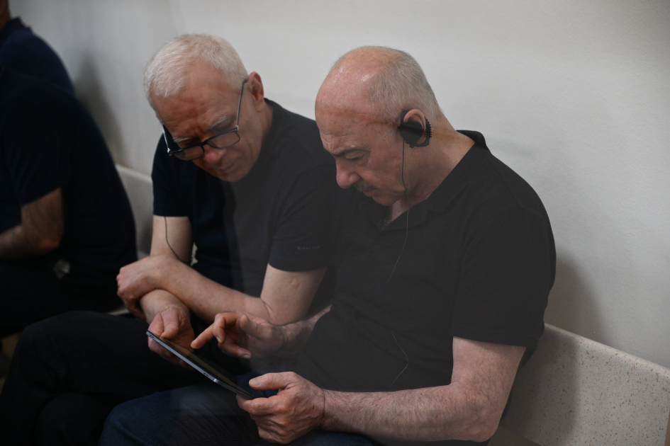 Azerbaijani court pushes ahead with trial of Armenians accused of grave war crimes (PHOTO)