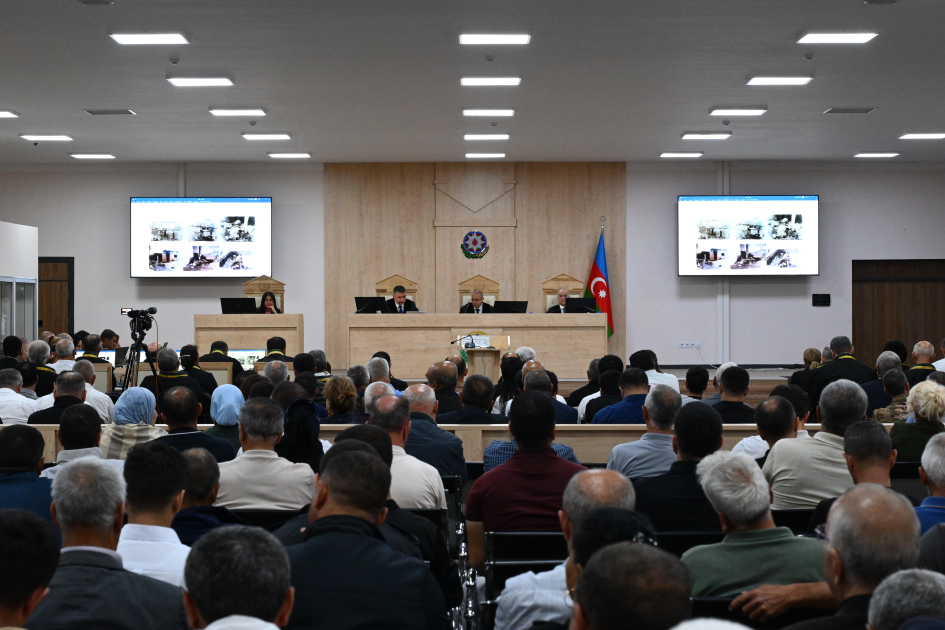Azerbaijani court pushes ahead with trial of Armenians accused of grave war crimes (PHOTO)