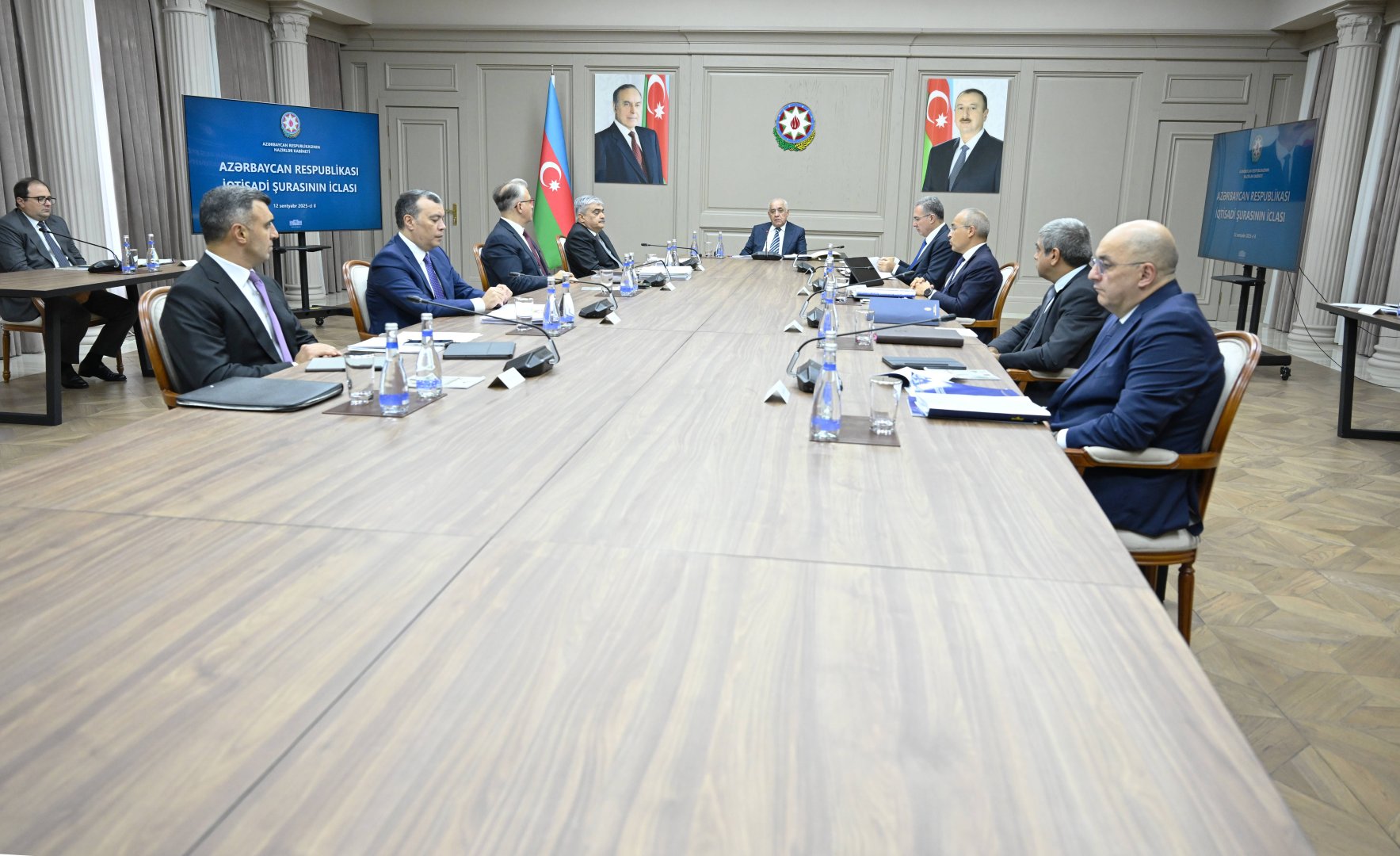 Azerbaijan's Economic Council discusses Karabakh and East Zangezur revamping shots (PHOTO)