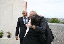President Ilham Aliyev visites Sos village in Khojavand district (PHOTO)