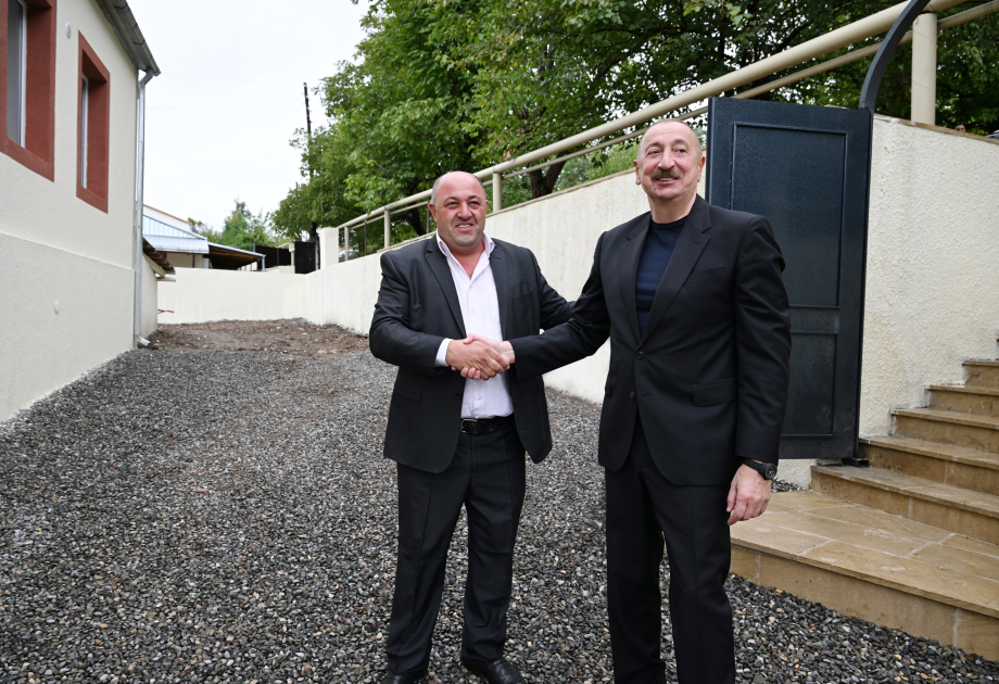 President Ilham Aliyev visites the Girmizi Bazar settlement in Khojavend district (PHOTO/VIDEO)