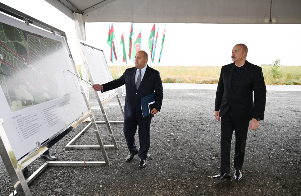 President Ilham Aliyev lays foundation stone for new Garakhanbeyli village in Fuzuli district (PHOTO)