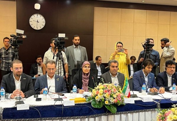 Iran, Pakistan move to strengthen trade with strategic roadmap
