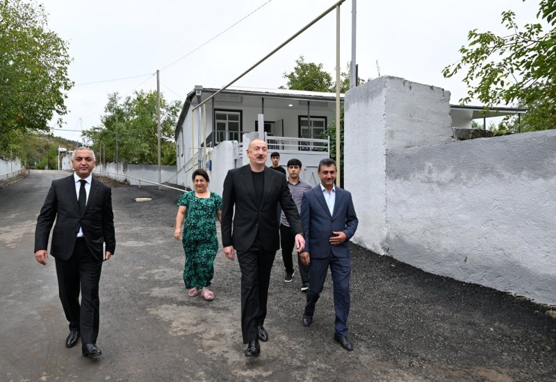 President Ilham Aliyev visits Badara village in Khojaly district (PHOTO)