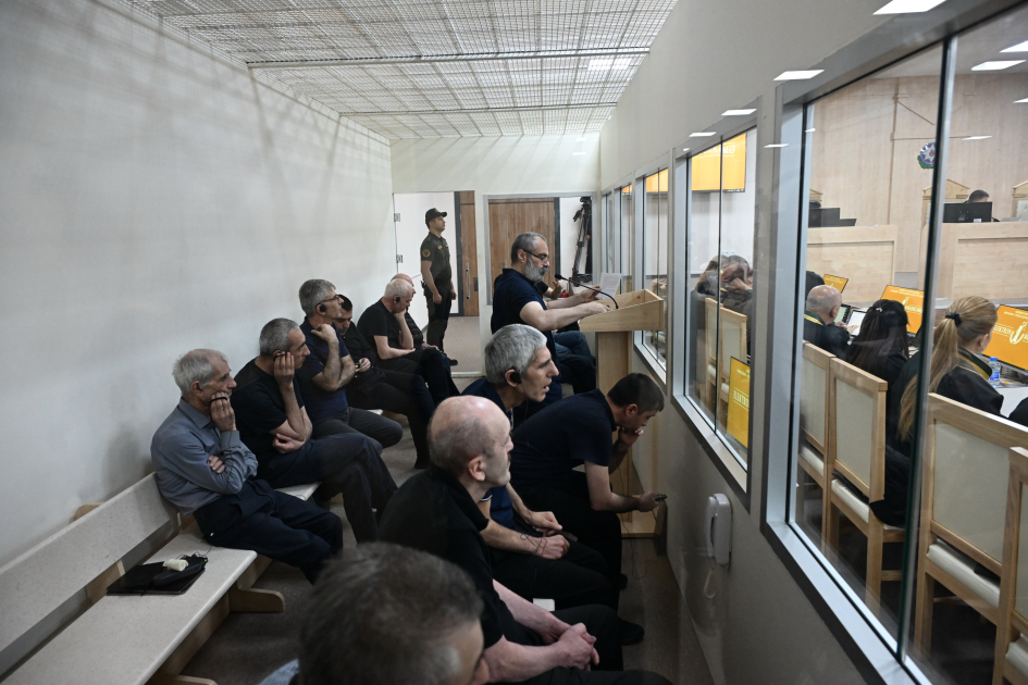Court views papers on numerous crimes committed against Azerbaijanis in 1988-1992 (PHOTO)