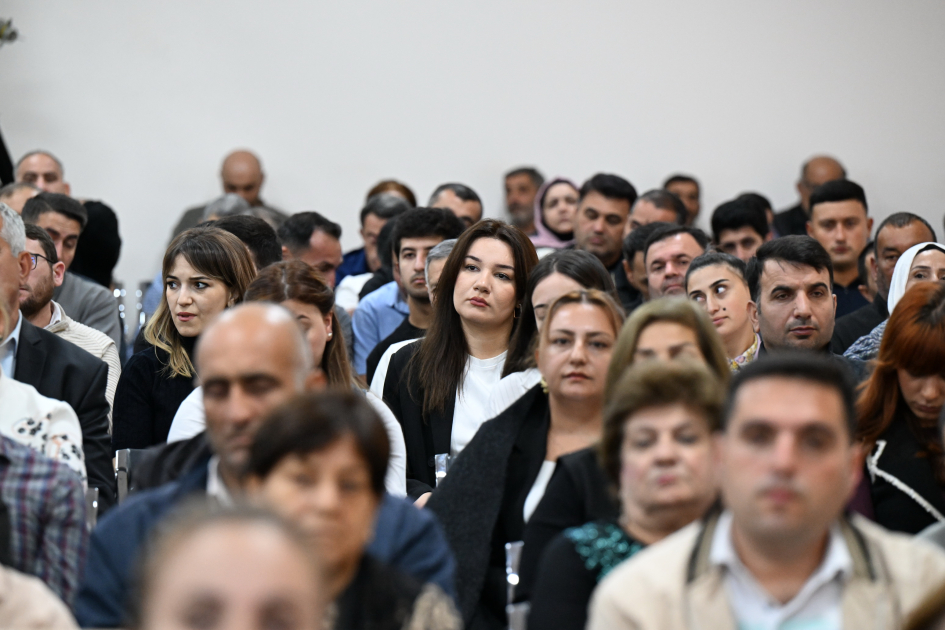 Court views papers on numerous crimes committed against Azerbaijanis in 1988-1992 (PHOTO)