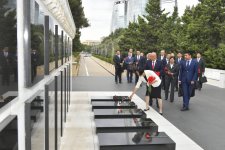 Chinese delegation visits tomb of National Leader Heydar Aliyev, and Alley of Martyrs (PHOTO)