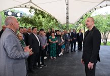 President Ilham Aliyev meets residents of Badara, Dashbulag, Seyidbeyli, and Shushakand villages of Khojaly (PHOTO)