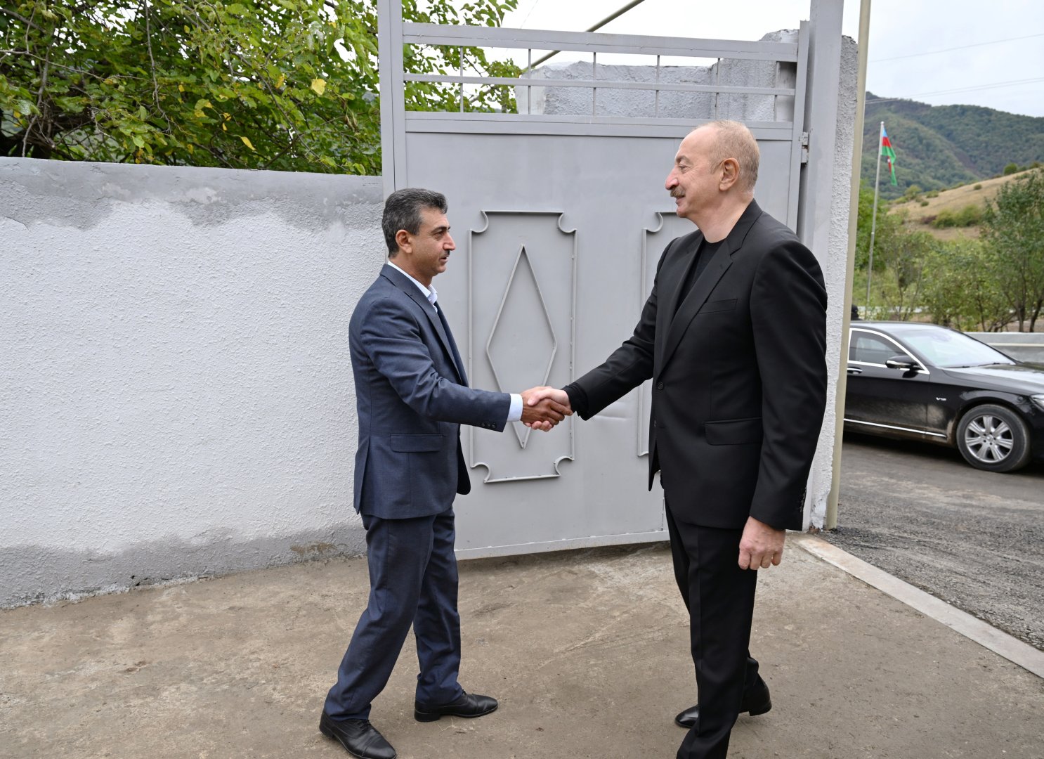 President Ilham Aliyev visits Badara village in Khojaly district (PHOTO)