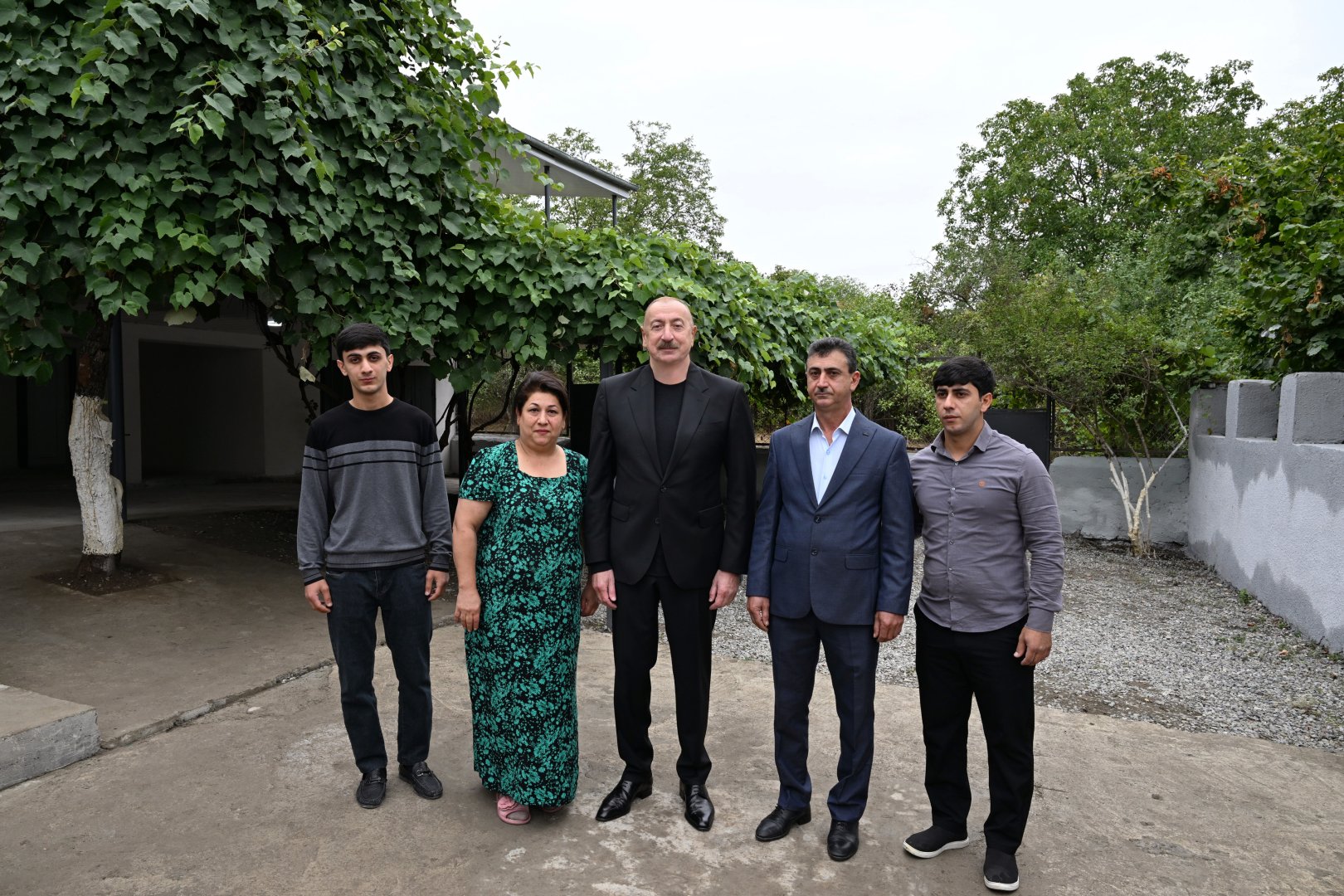 President Ilham Aliyev visits Badara village in Khojaly district (PHOTO)