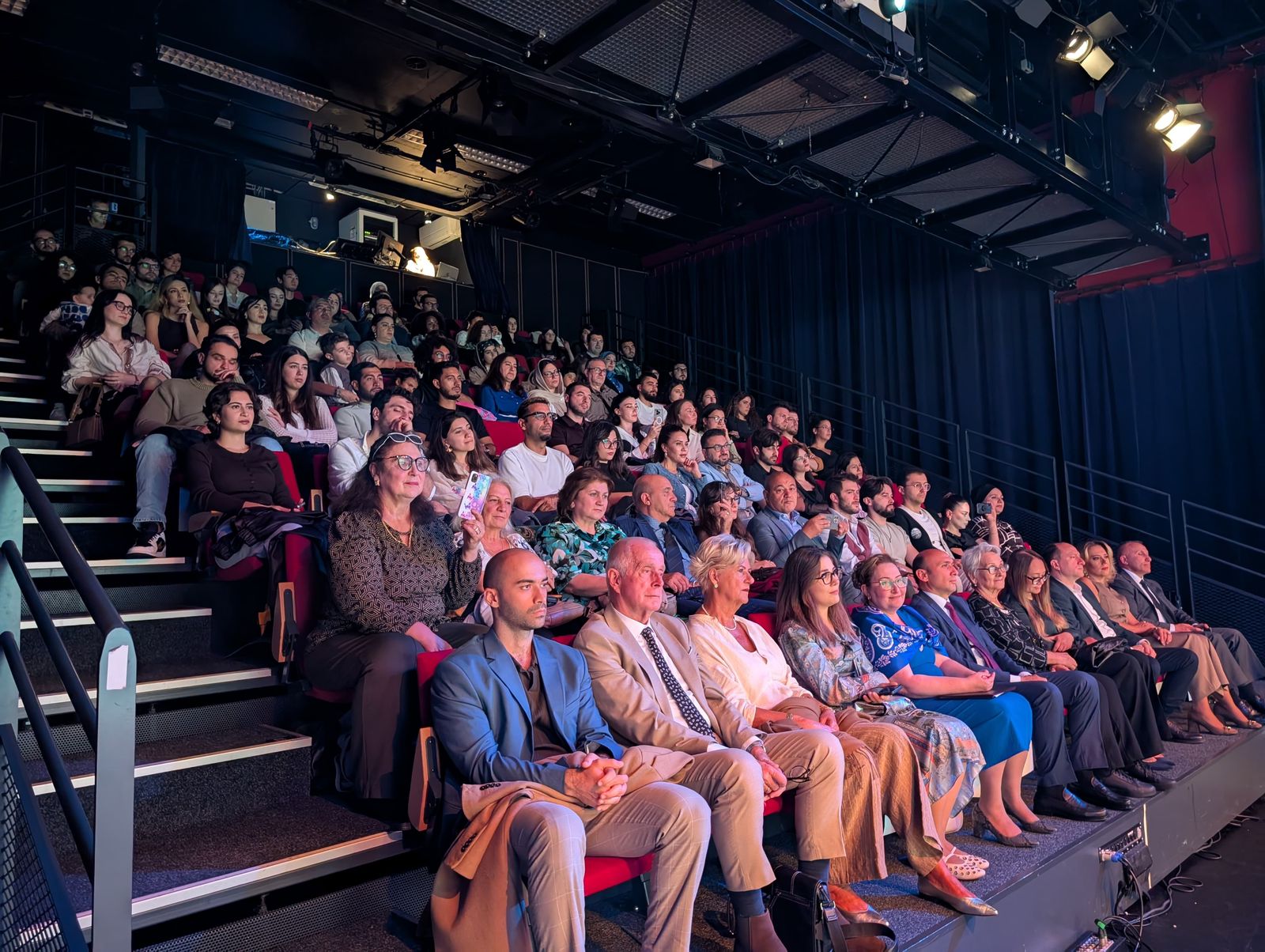 Azerbaijani diaspora stages famous "Leyli and Majnun" opera in Netherlands' Hague (PHOTO)