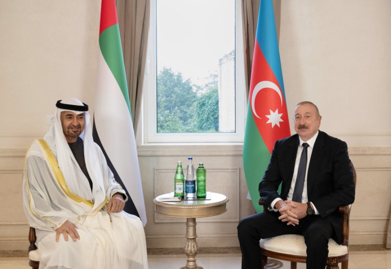 President Ilham Aliyev holds one-on-one meeting with President of United Arab Emirates (PHOTO)