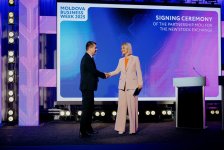 Romania, Moldova sign memorandum to launch new stock exchange (PHOTO)