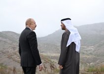 President Ilham Aliyev, UAE President pose for photo against background of Dashalti village in Shusha district (PHOTO)