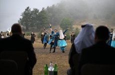 President Ilham Aliyev, UAE President watch Karabakh horses show at Jidir Duzu (PHOTO)