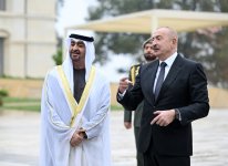 President Ilham Aliyev, UAE President view bullet-riddled monuments of prominent Azerbaijani figures in Shusha (PHOTO)