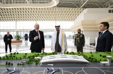 President of UAE arrives on official visit to Azerbaijan (PHOTO)