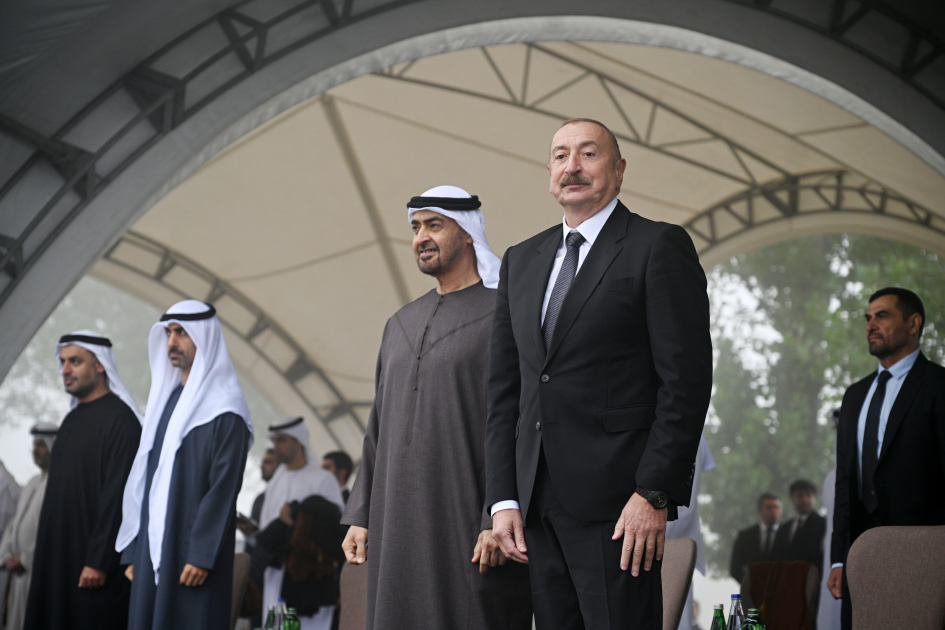 President Ilham Aliyev, UAE President watch Karabakh horses show at Jidir Duzu (PHOTO)
