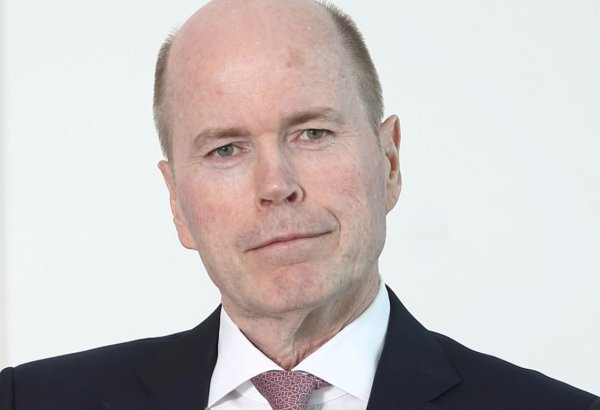 Azerbaijan awards bp Regional President Robert Gary Jones “Shohrat” Order - decree