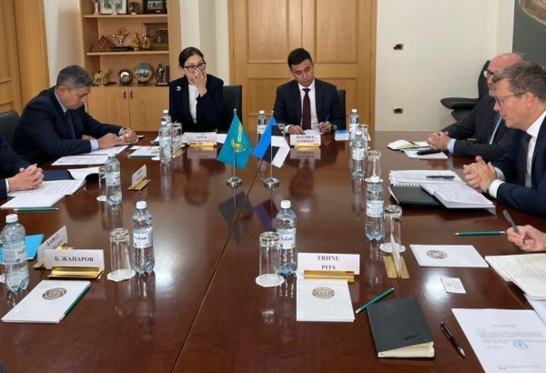 Estonia and Kazakhstan discuss cooperation in transport and digital development