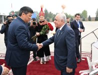 Azerbaijani PM arrives in Kyrgyzstan for working visit (PHOTO)