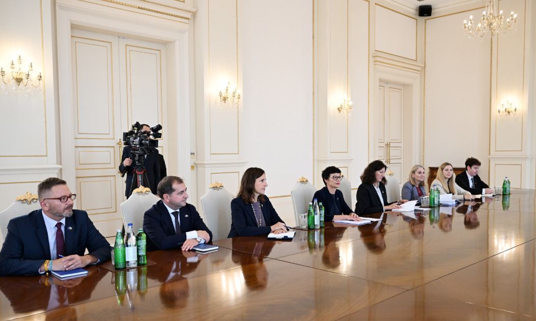 President Ilham Aliyev receives Commissioner Marta Kos (PHOTO)