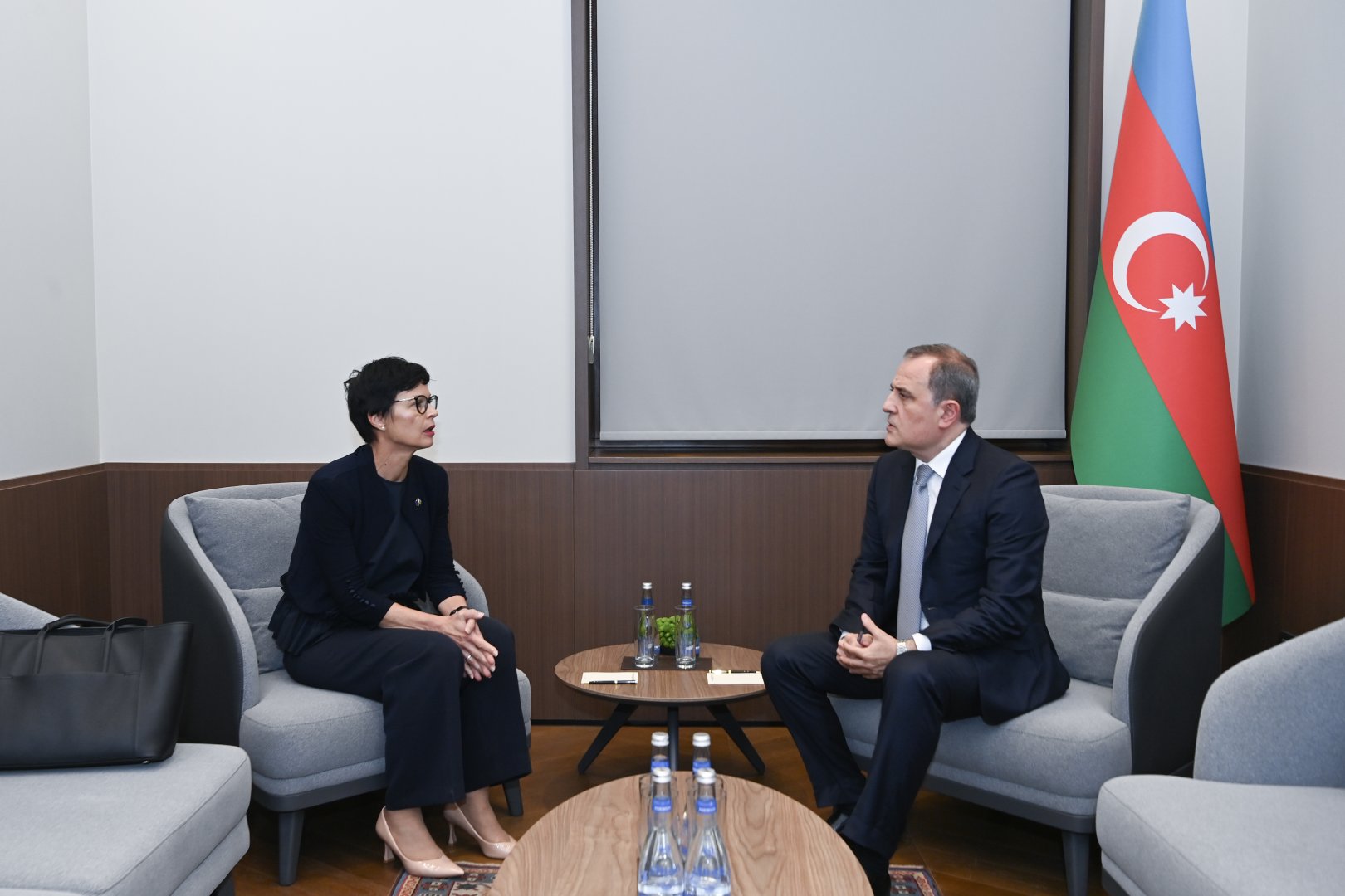 Azerbaijani FM meets with EU Commissioner for Enlargement (PHOTO)