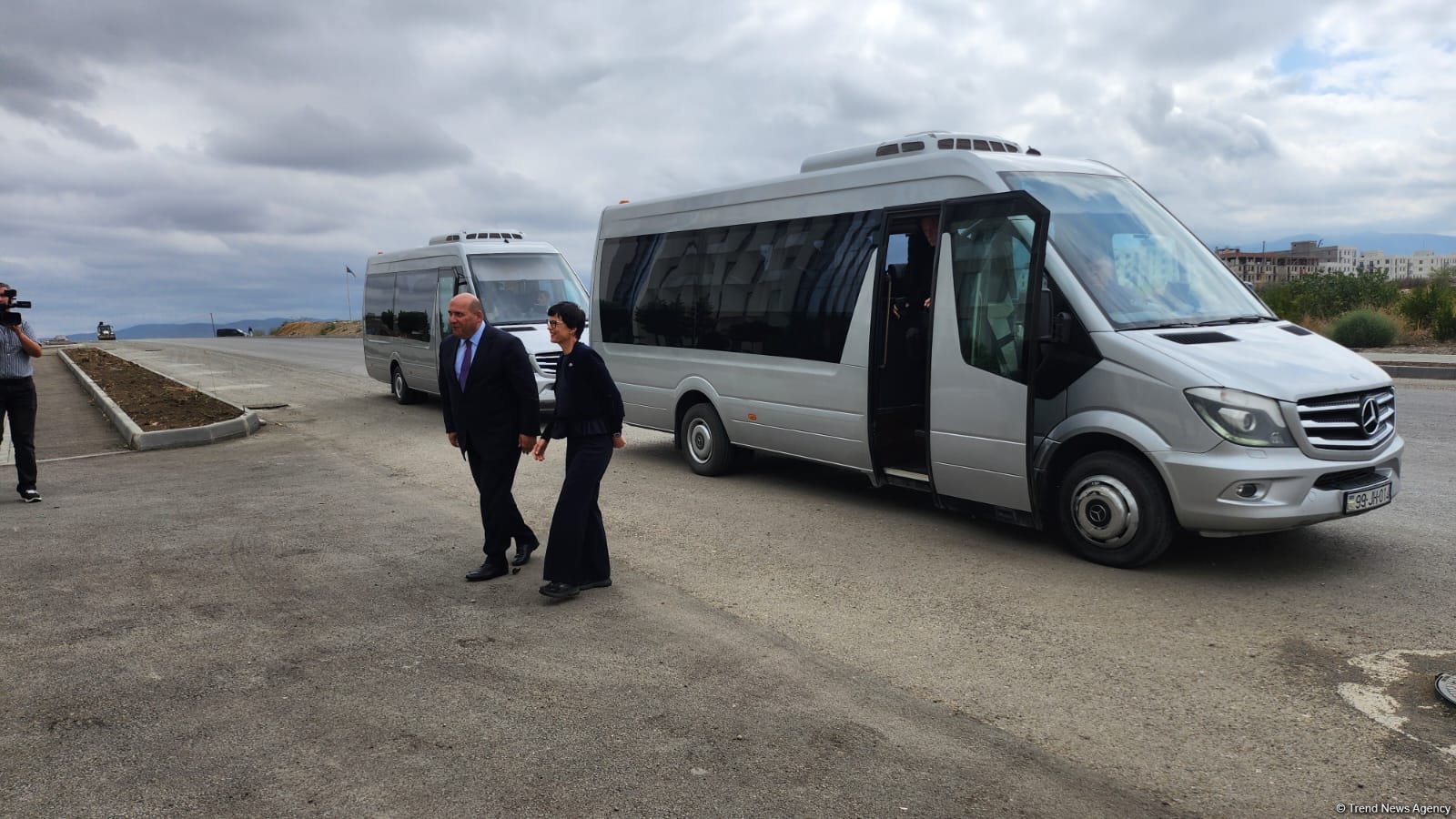 EU's commissioner for enlargement visits Azerbaijan's Aghdam city