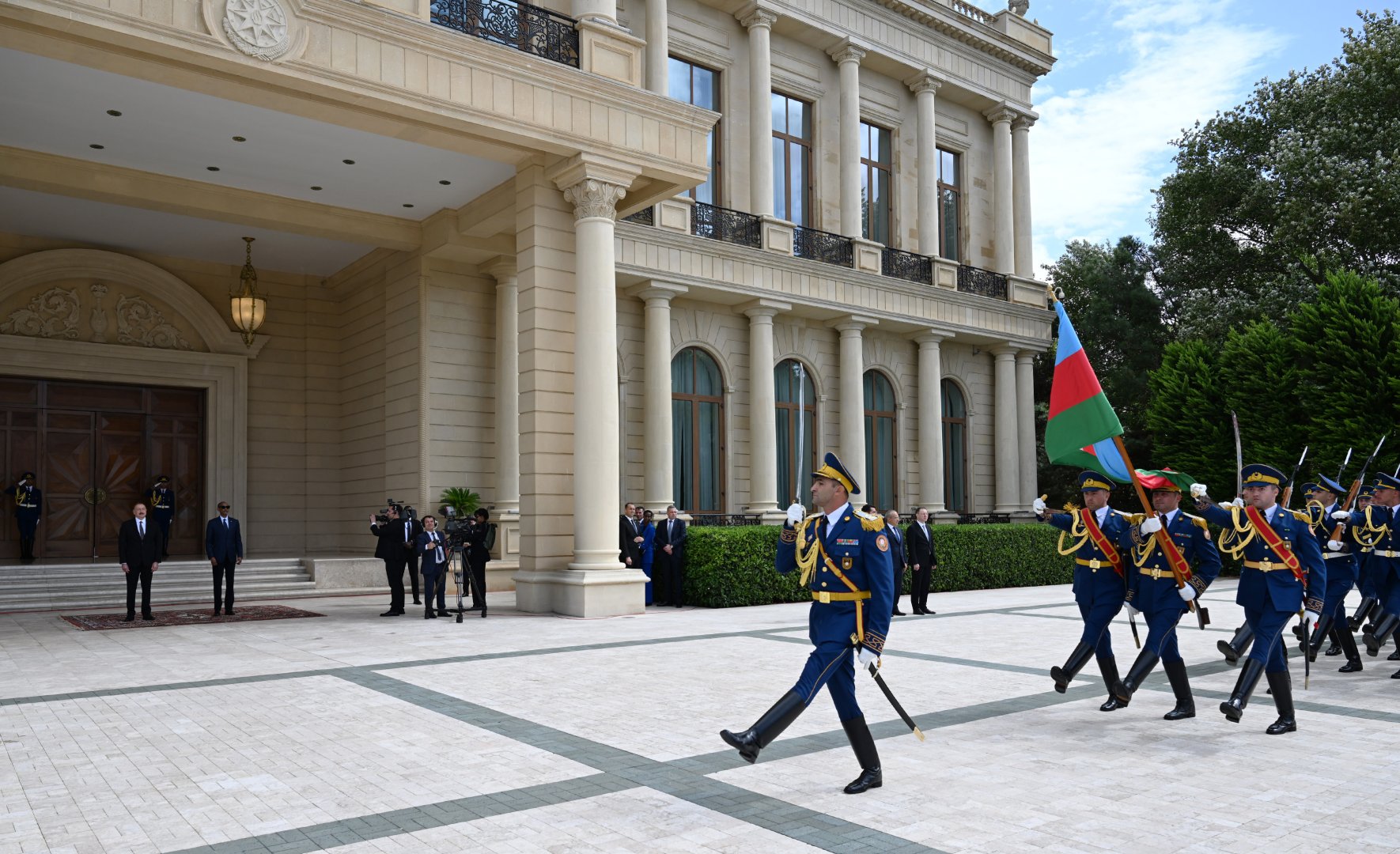 Baku hosts official welcome ceremony for President of Rwanda (PHOTO)
