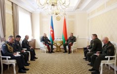 Azerbaijani Army Chief of General Staff meets with his Belarusian counterpart (PHOTO)
